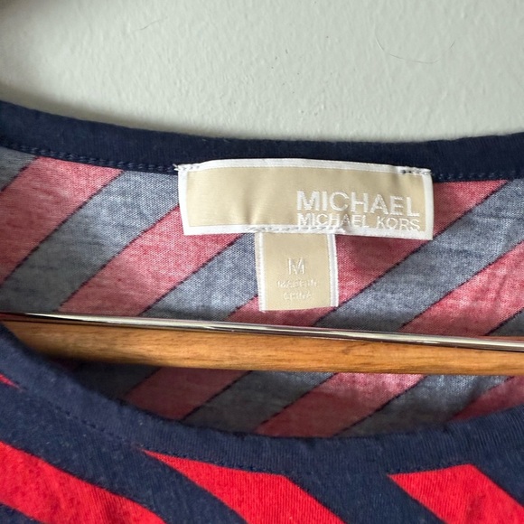 Y2K Michael Kors Navy & Red Top – Gold MK Coin – Women’s Medium - Picture 3 of 4